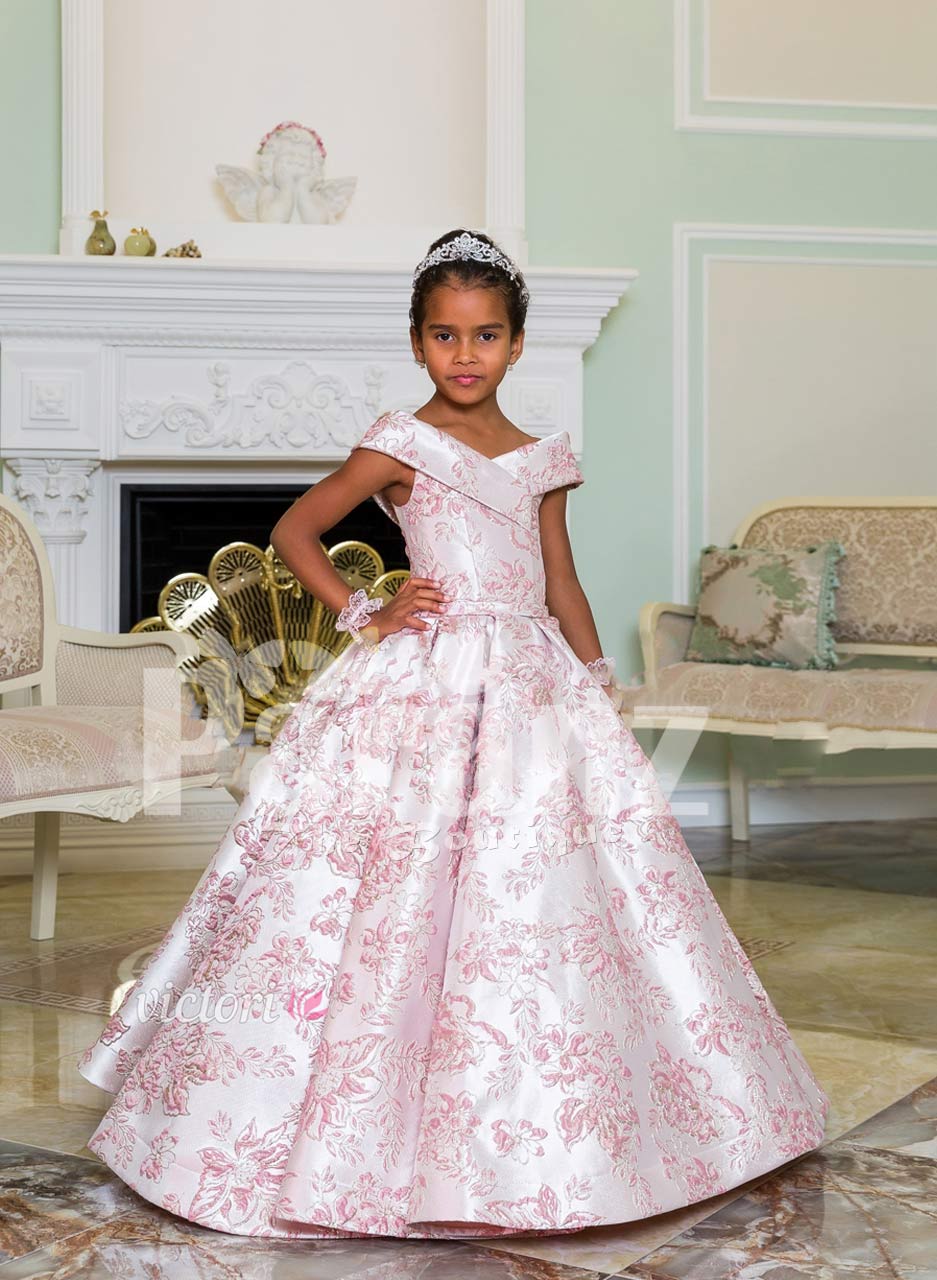 baby gown style