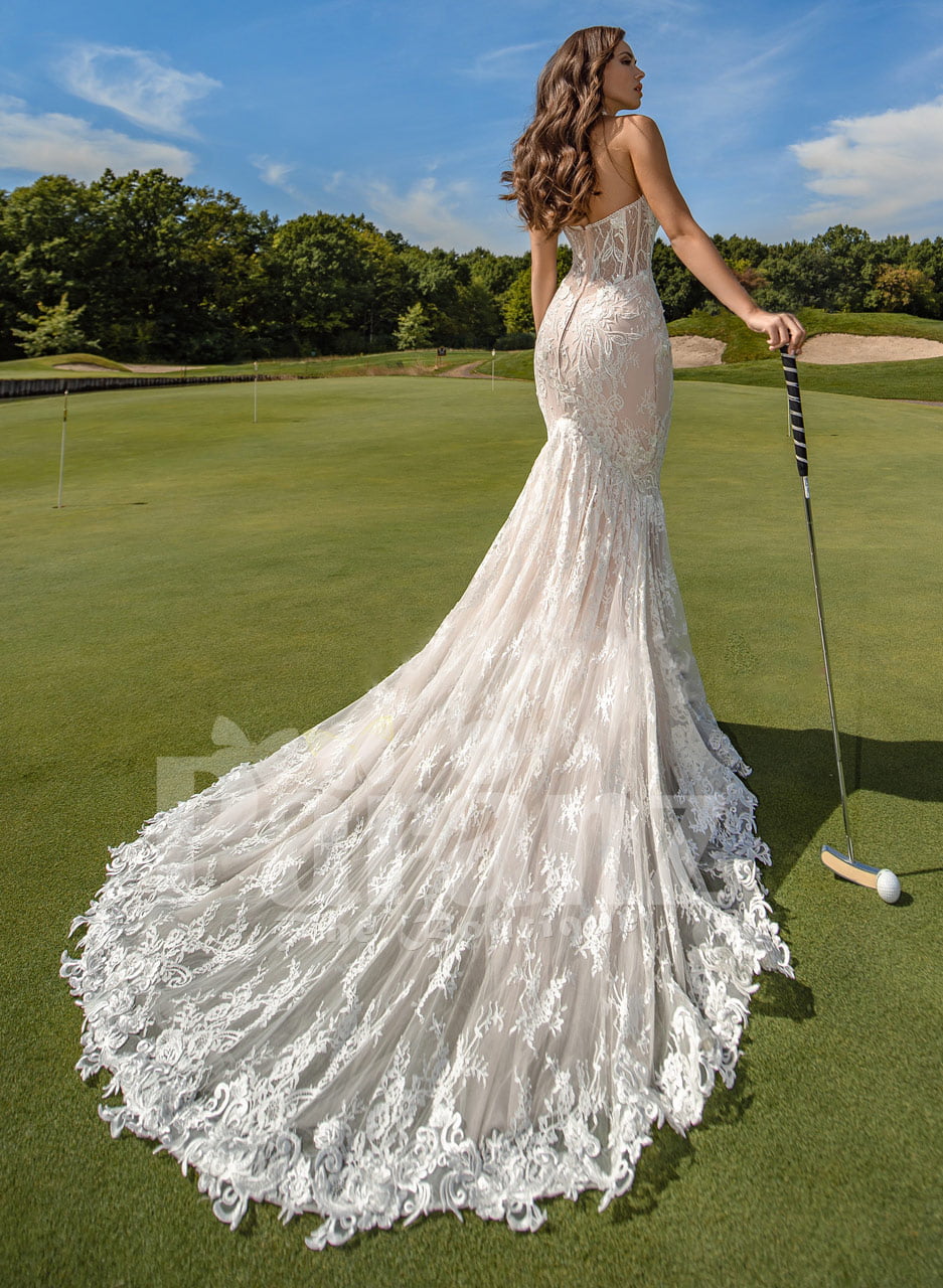 mermaid style wedding dress lace