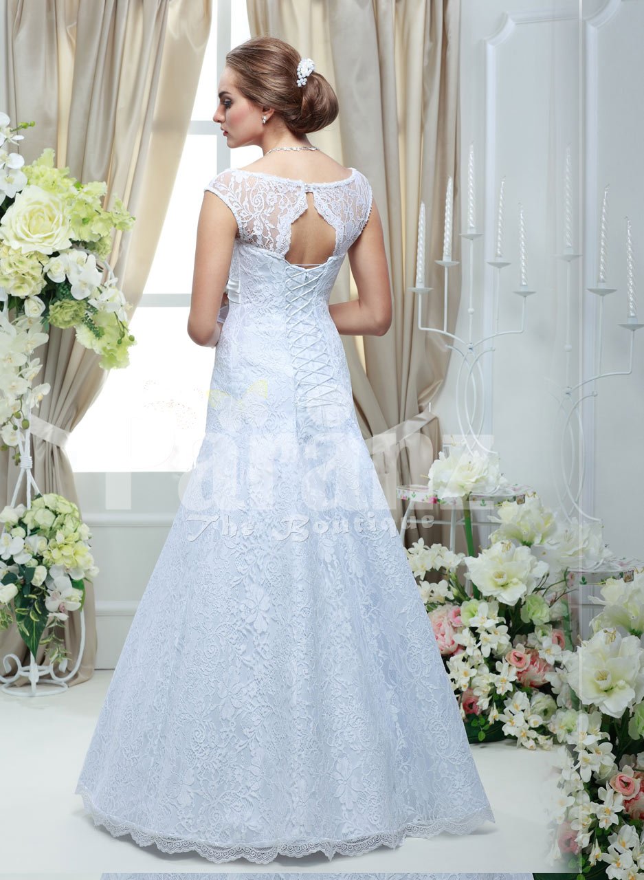 sleeveless white gown